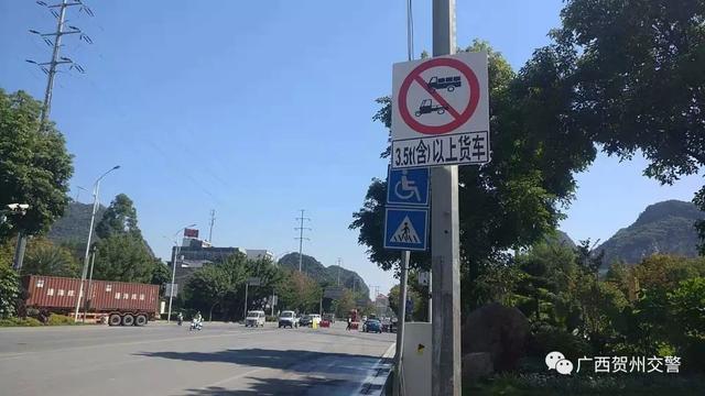 货车限行一刀切引争议，轿车工厂污染大为何不限行？