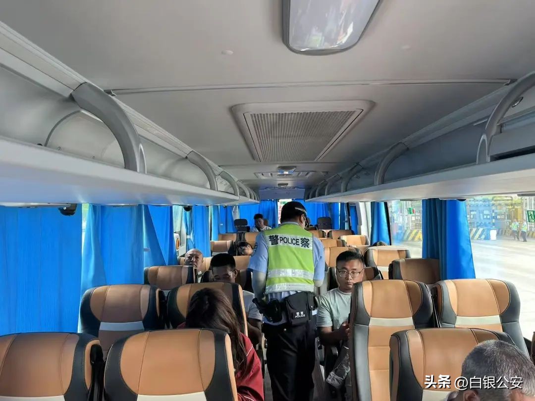 白银公安交管部门聚焦四环节筑牢交通安全防线,整治事故多发区域