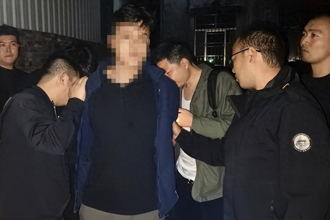 揭秘非法抢单外挂软件原理,浙江新昌警方破获千万大案