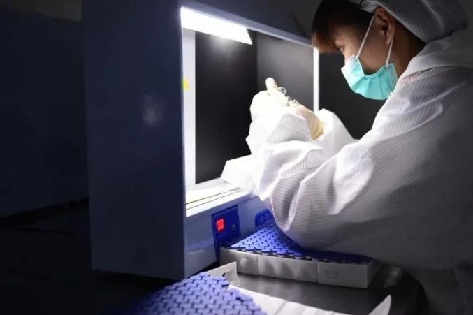 国内新冠疫苗接种超19亿!第三针要不要打?何时能打?