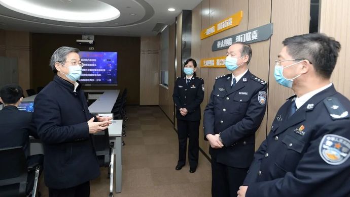 陈一新强调：疫情防控要心中有数，搞准统计数据