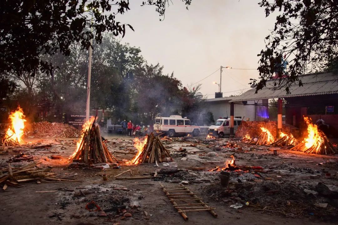 印度疫情二度爆发!单日新增41万创新高,华人生活受重创