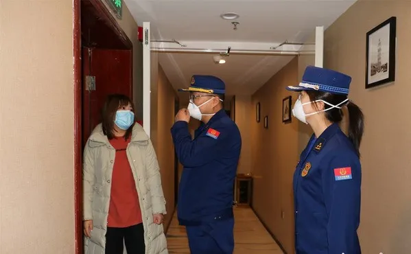 疫情下各地应急管理部门坚守一线,多举措助力防疫工作