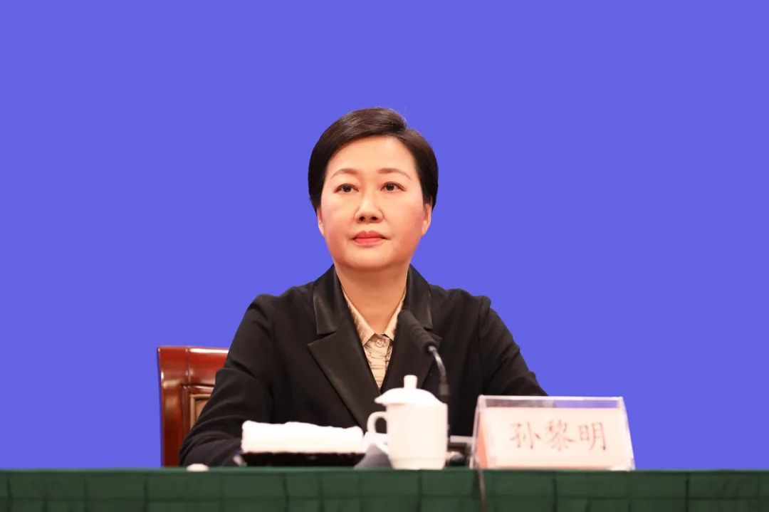 浙江本轮疫情在病毒溯源方面有哪些发现?人员聚集管理有哪些要求?