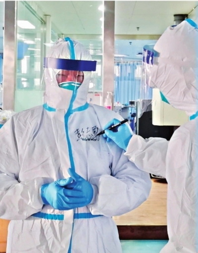 武汉严控四类人员集中收治隔离，全力遏制疫情传播扩散