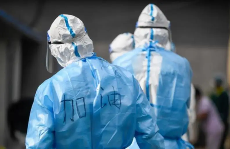 美国疫情致经济冲击,激进措施引通胀,还想甩锅中国