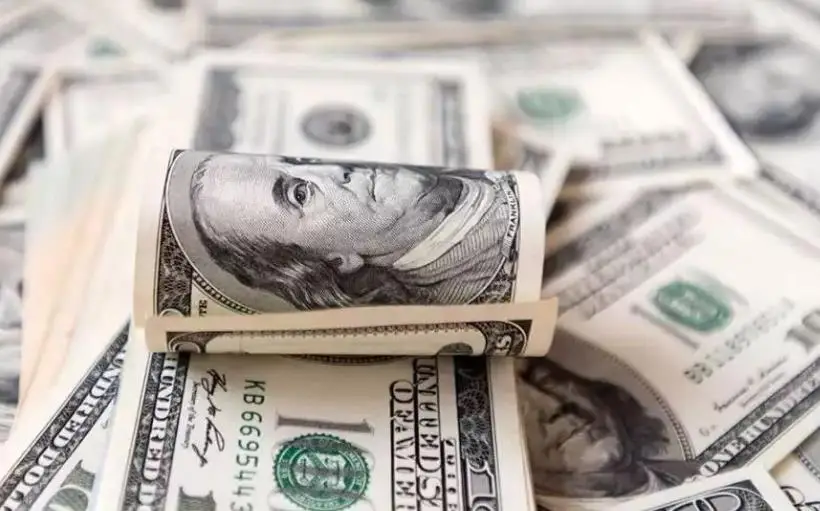 美国疫情致经济冲击,激进措施引通胀,还想甩锅中国