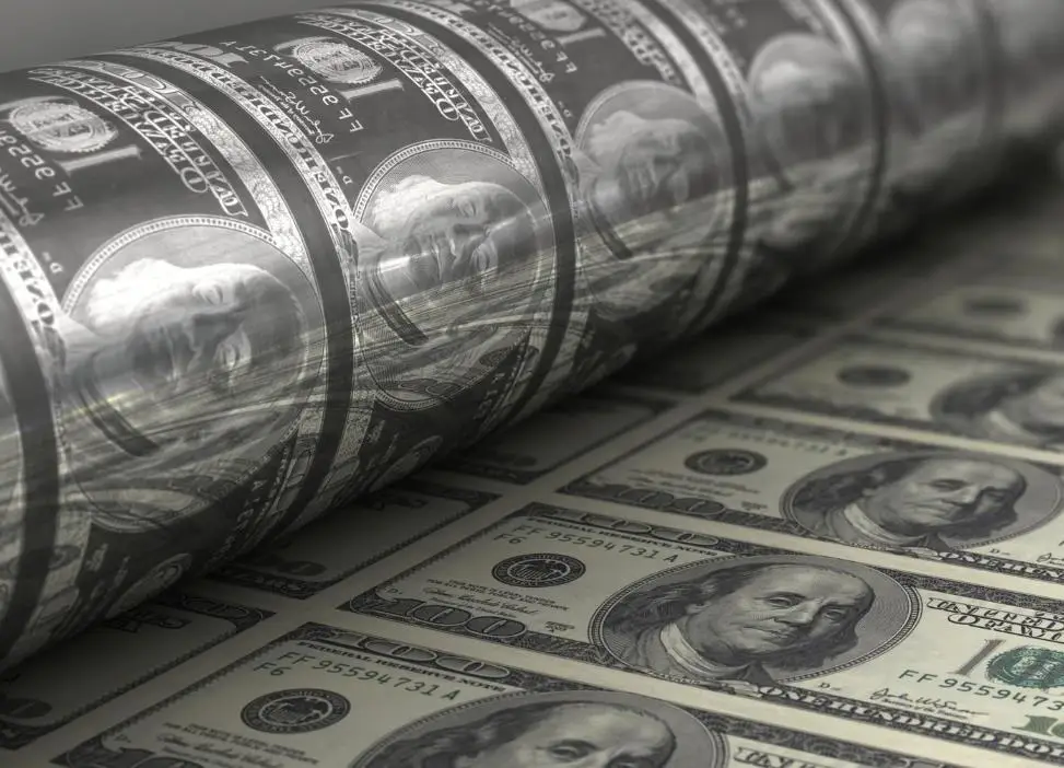 美国疫情致经济冲击,激进措施引通胀,还想甩锅中国