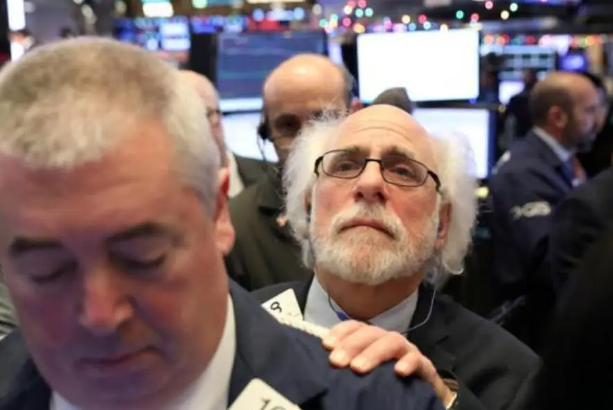 美国疫情致经济冲击,激进措施引通胀,还想甩锅中国