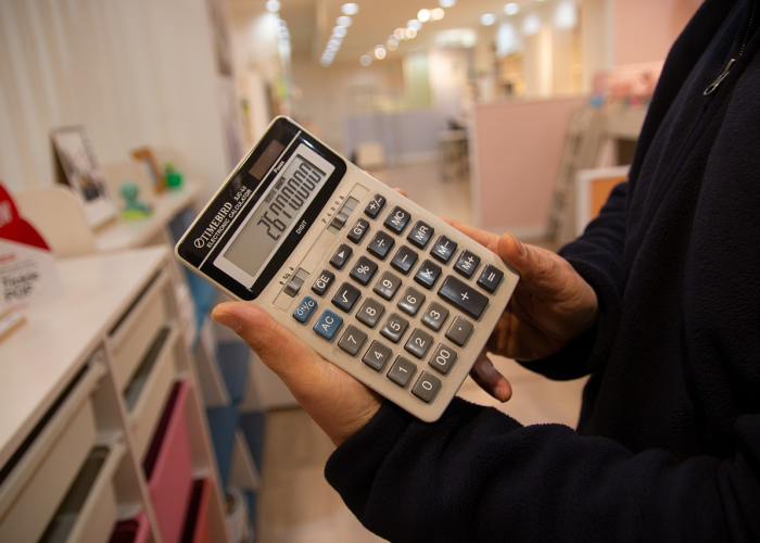 疫情冲击下宁波双线作战，保障民生稳经济，尽显城市温度与韧性